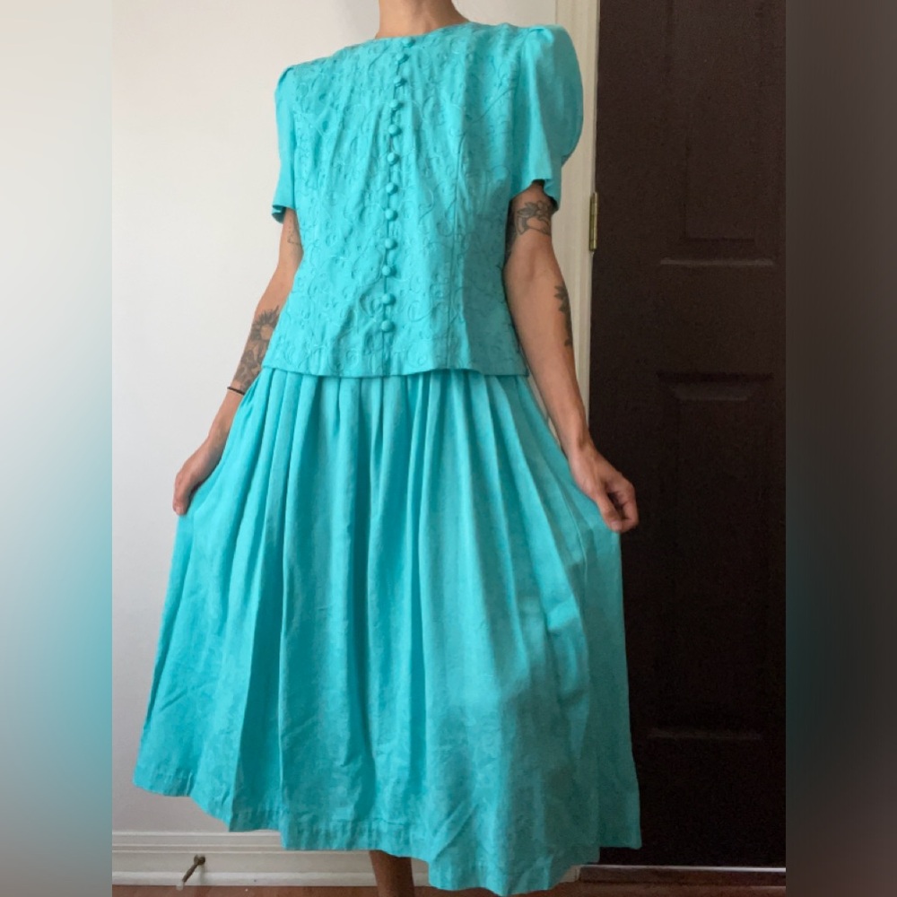 💚clearance 💚80’s Karin Stevens turquoise embroidered dress